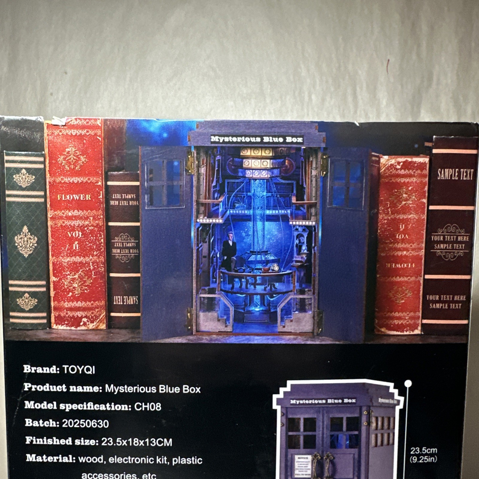 Doctor Who TARDIS DIY Puzzle Bookend Luminous Decoration Wooden Model Xmas Gift