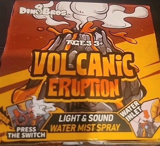 Imagine That: Explosive Volcano Expirements Kit New