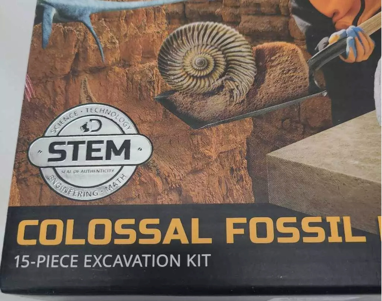 DISCOVERY #Mindblown Colossal Fossil Dig Excavation Kit, juguetes de aprendizaje
