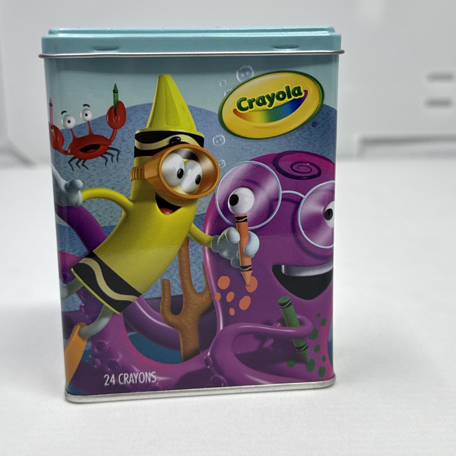 Crayola Imagination Tins Underwater, 24 Crayons in Tin, New