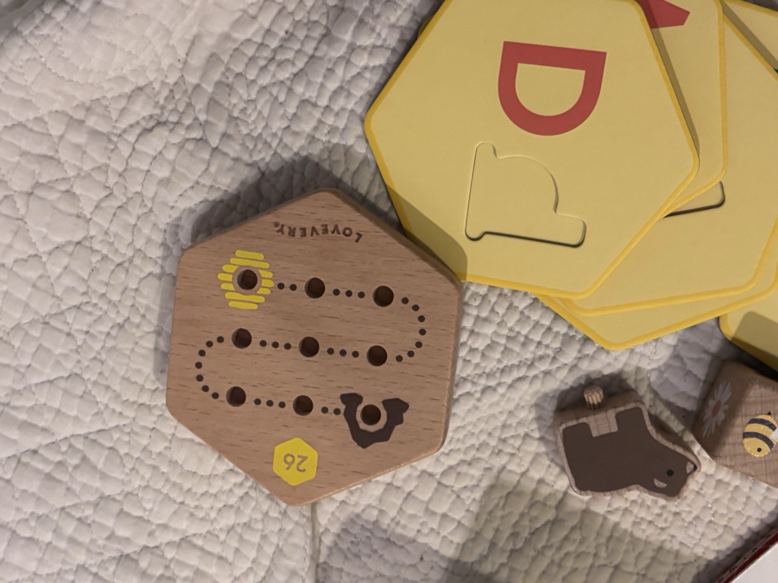 Lovevery Reading Skills Set Part 1 – Sounds Of Reading : Letter Case Beehive