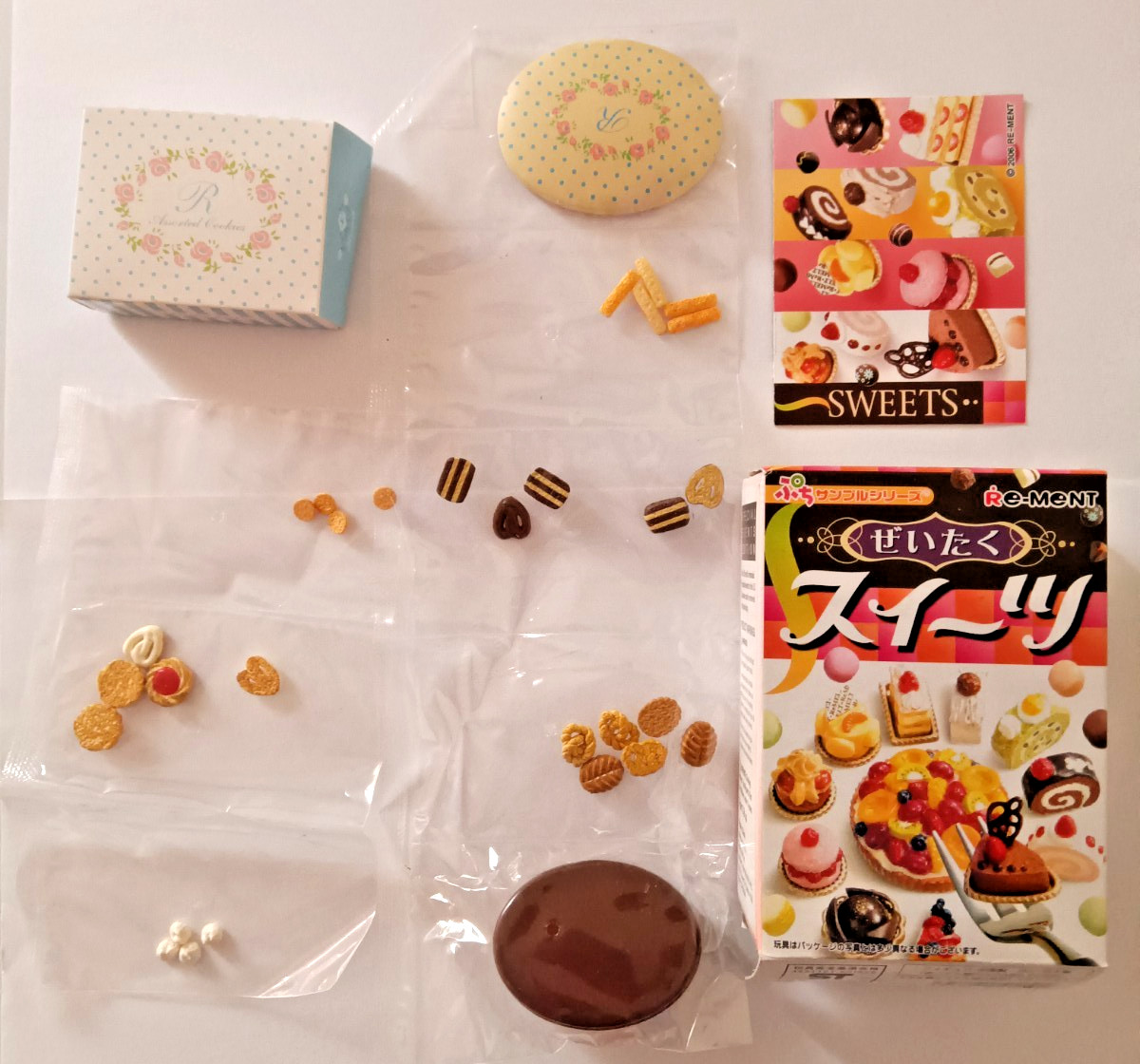 Rare 2006 Re-Ment Luxury Elegant Cakes and Sweets Lot of 7 In Original Box New