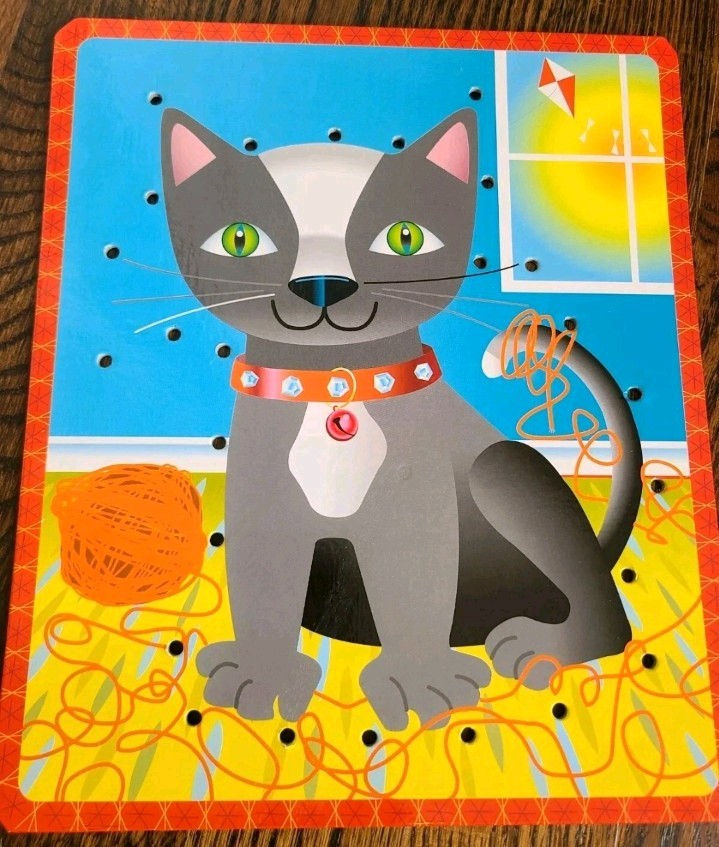 eeBoo Family Pets Lacing Cards 5 Count Educational Fine Motor Skills Toy Ages 3+