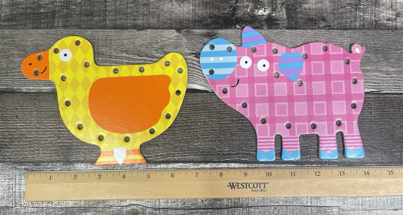 Safari Animal Shaped Lacing Cards games
