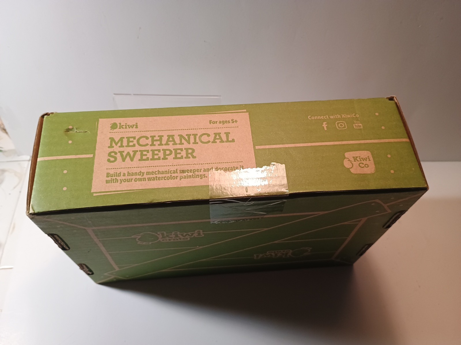 NIB KiwiCo Kiwi Crate ‘Mechanical Sweeper’ Science Engineering STEM for Kids 5+