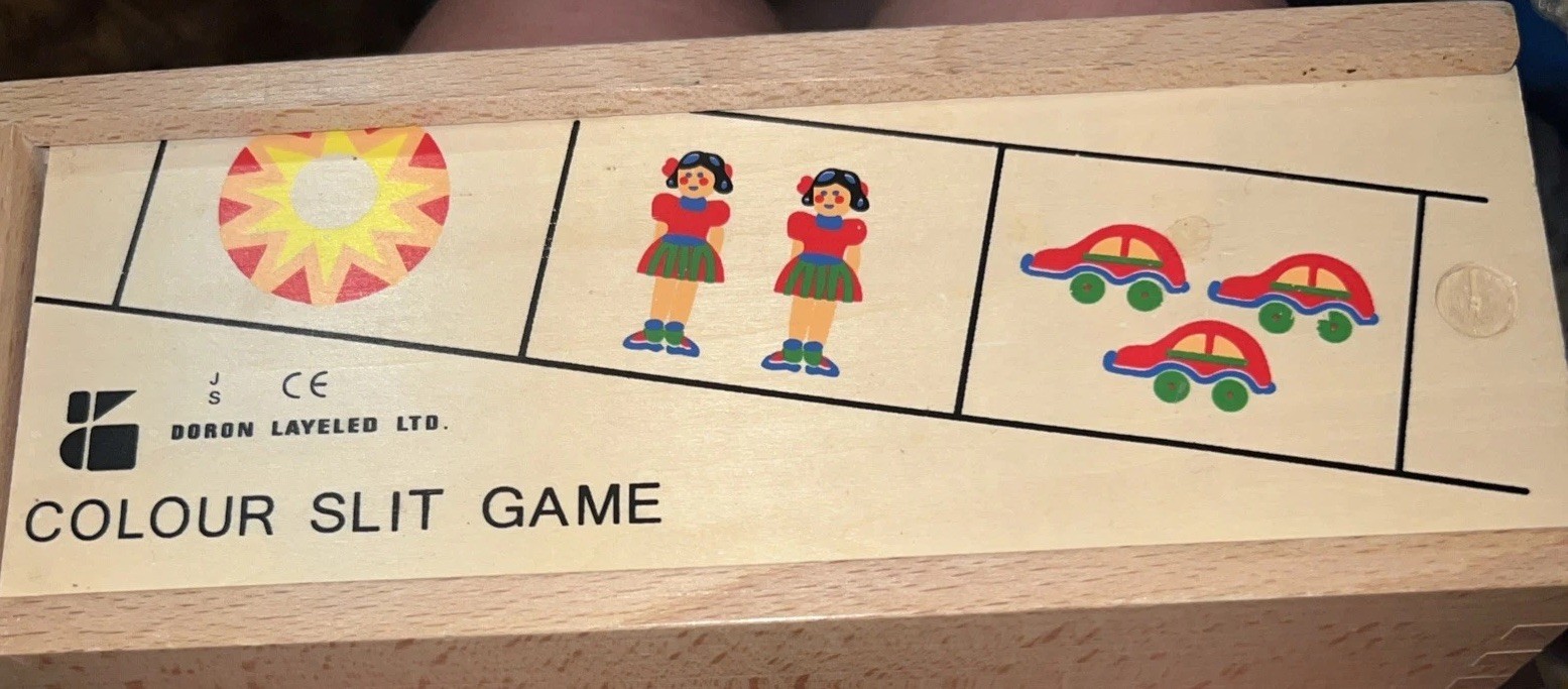 Doron Layeled Ltd Color Slit Game For Cognitive Development And Thinking Skills