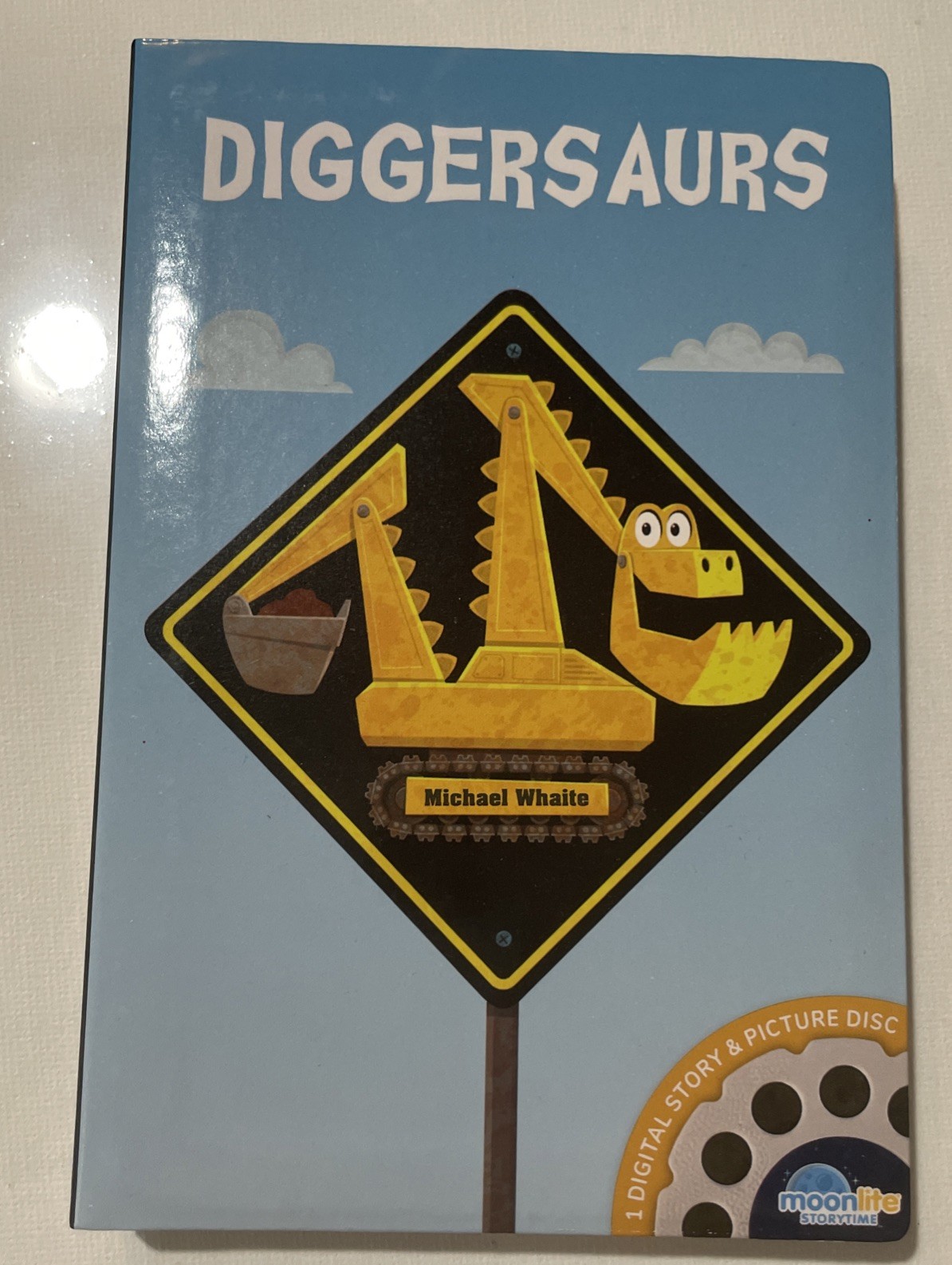 Diggersaurs Moonlite Storytime Projector story BRAND NEW SEALED WITH CODE