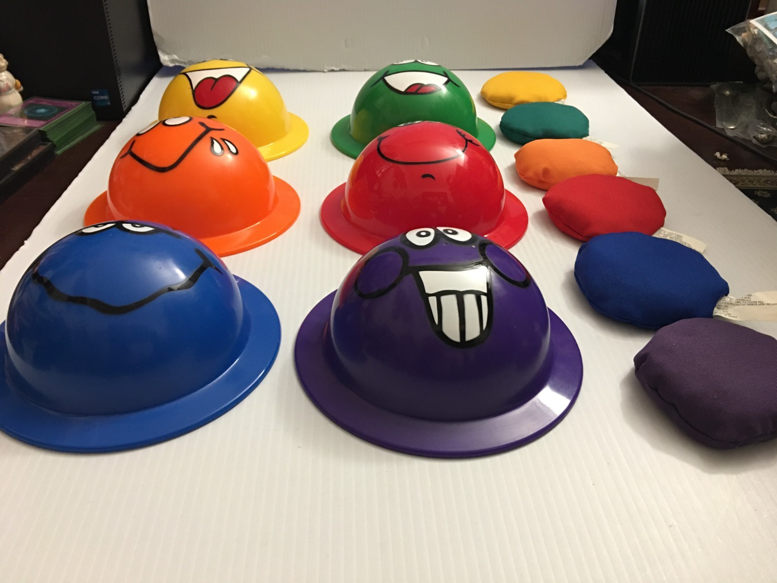 Flip Flop Faces Vintage Game 2000 Beanbag Toss Discovery Toys Feelings Emotions