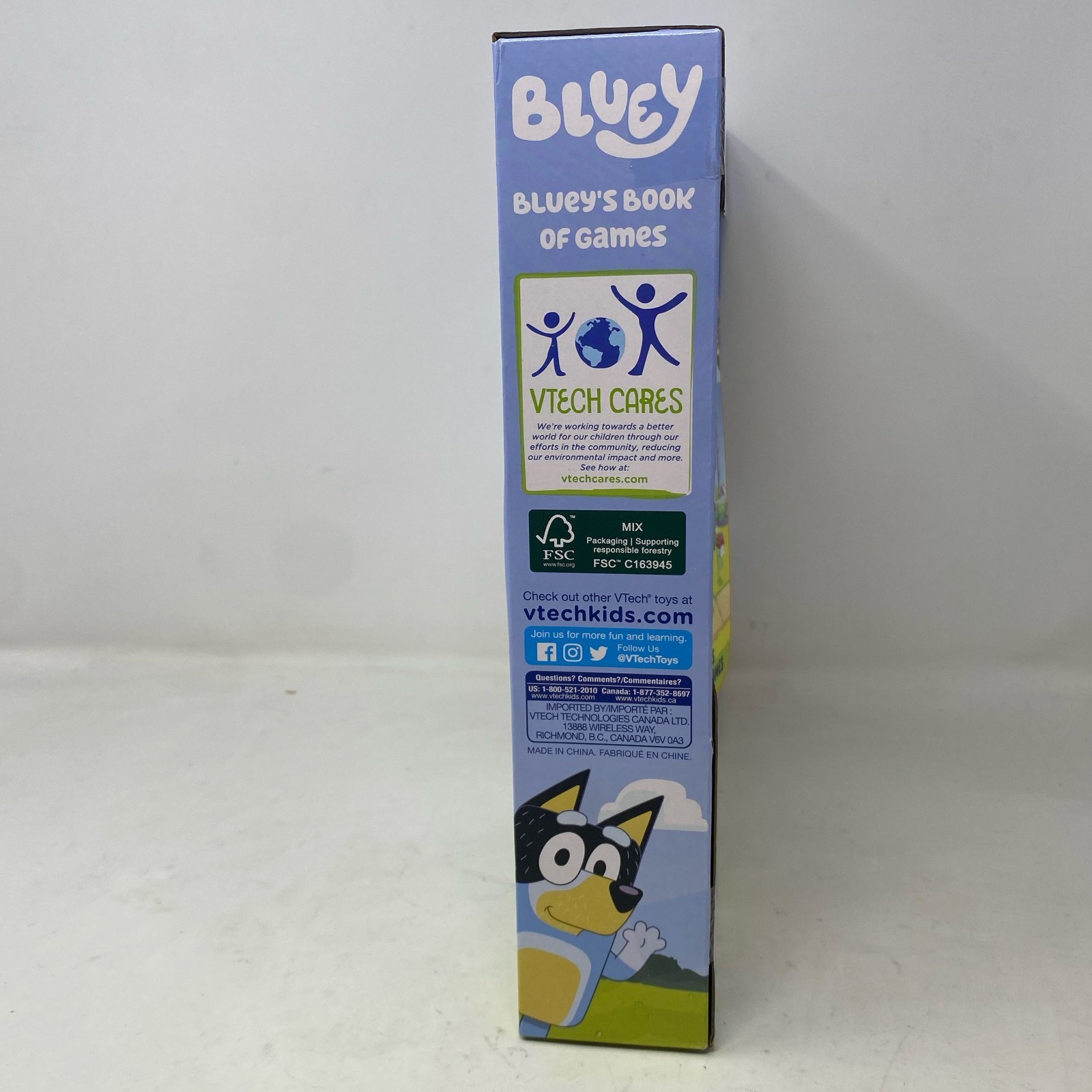 VTech Bluey Book of Games Interactive Toy – Blue (14 pages)