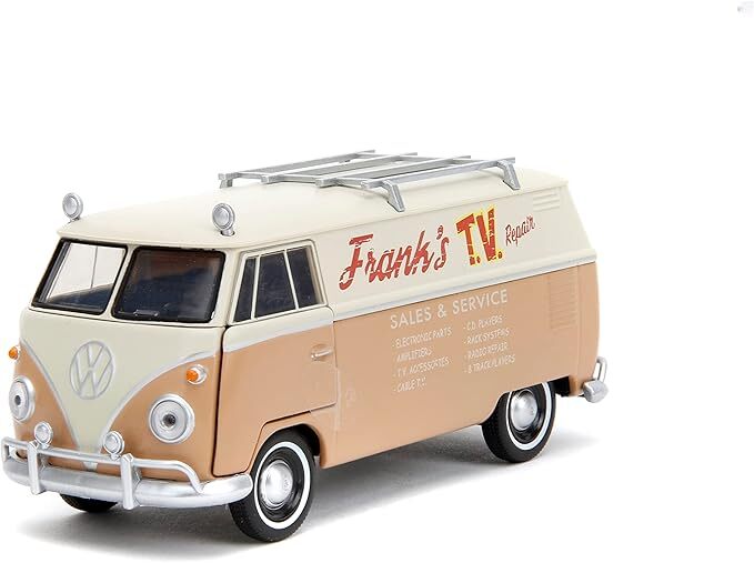 Transformers Rise of The Beast 1:32 Volkswagen Bus Wheeljack w/Robot On Chassis