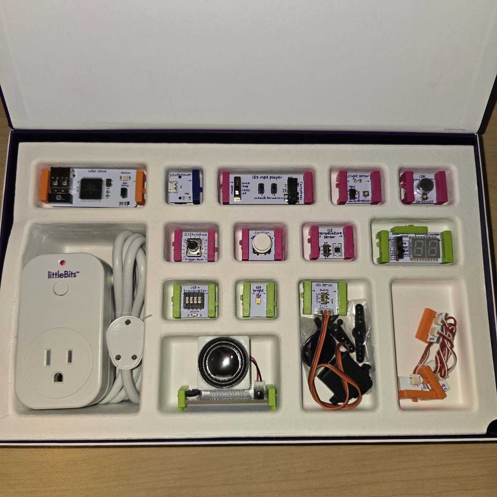 littleBits Electronics Smart Home Kit New Open Box