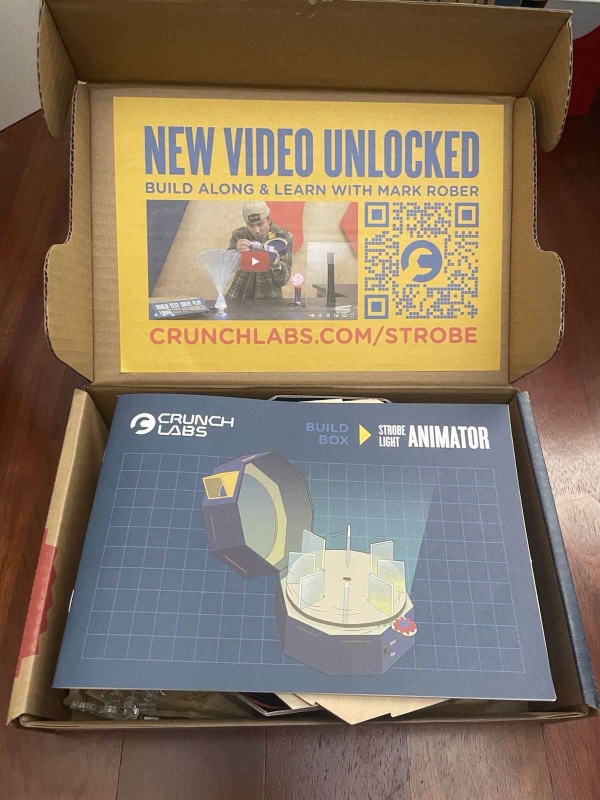 Pre-built – CrunchLabs Strobe Light Animator Box 6 – READ DESCRIPTION