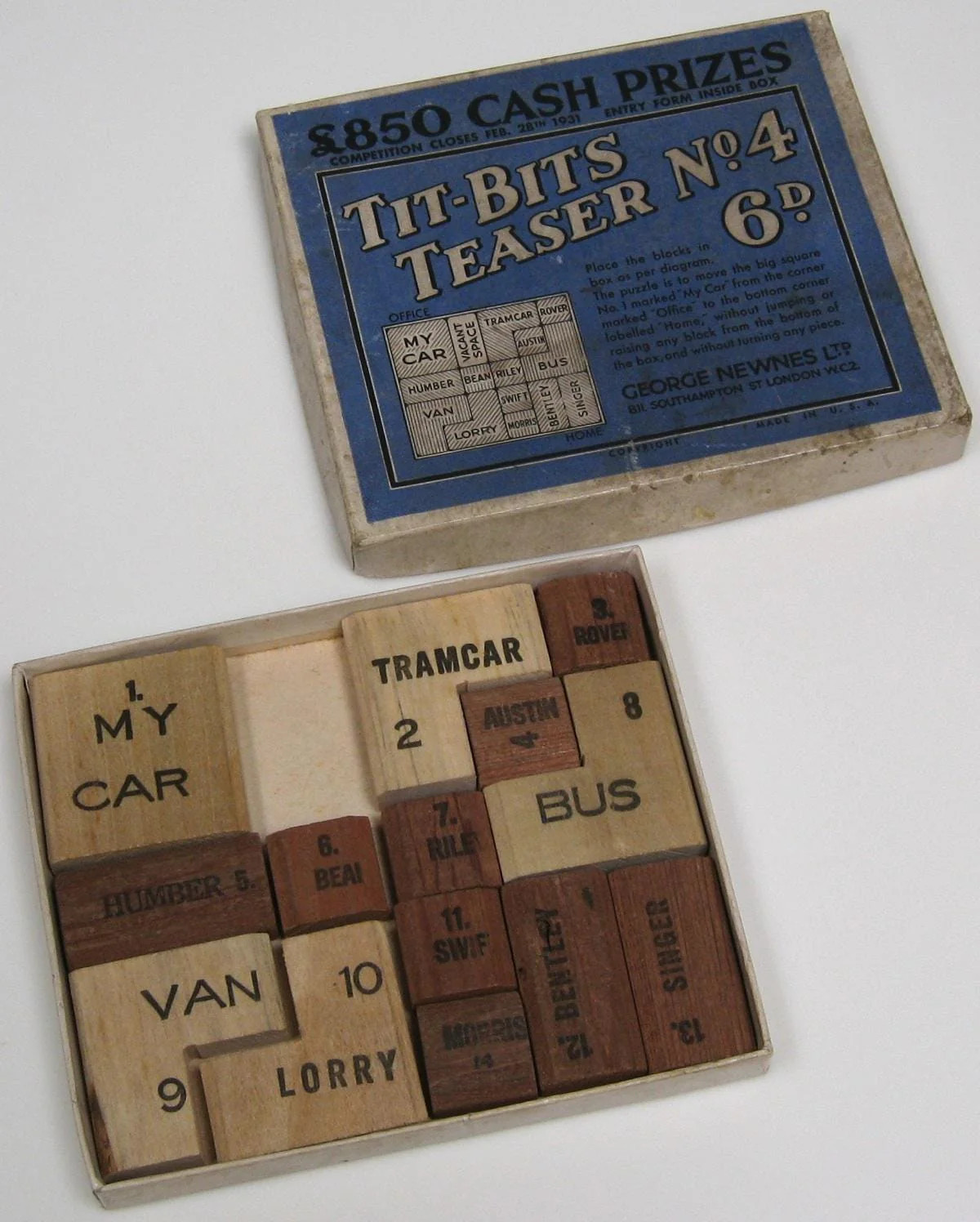 Traffic Jam Puzzle – Modern Recreation of 1931s Sliding Puzzle – Large 3D