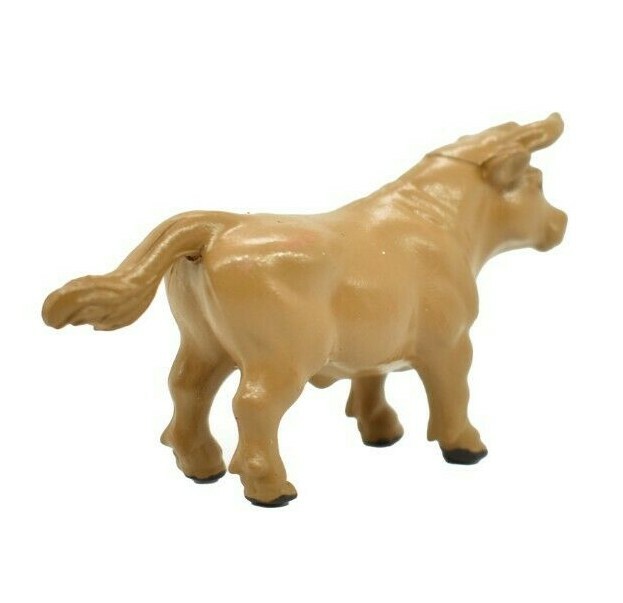 Cow, Brown Bull Realistic Small Toy Model Plastic Replica Barn Farm Animal F4149