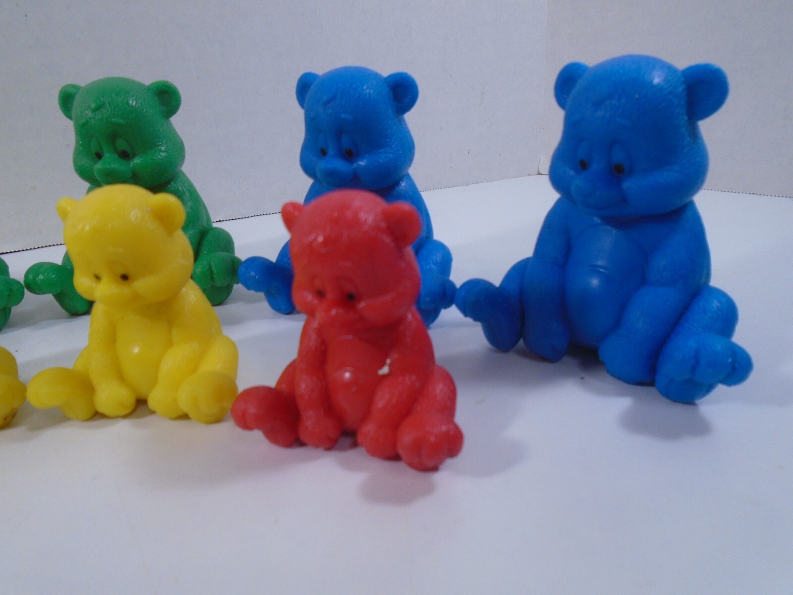 LAKESHORE LEARNING–COUNTING AND SORTING BEARS (LOOK)