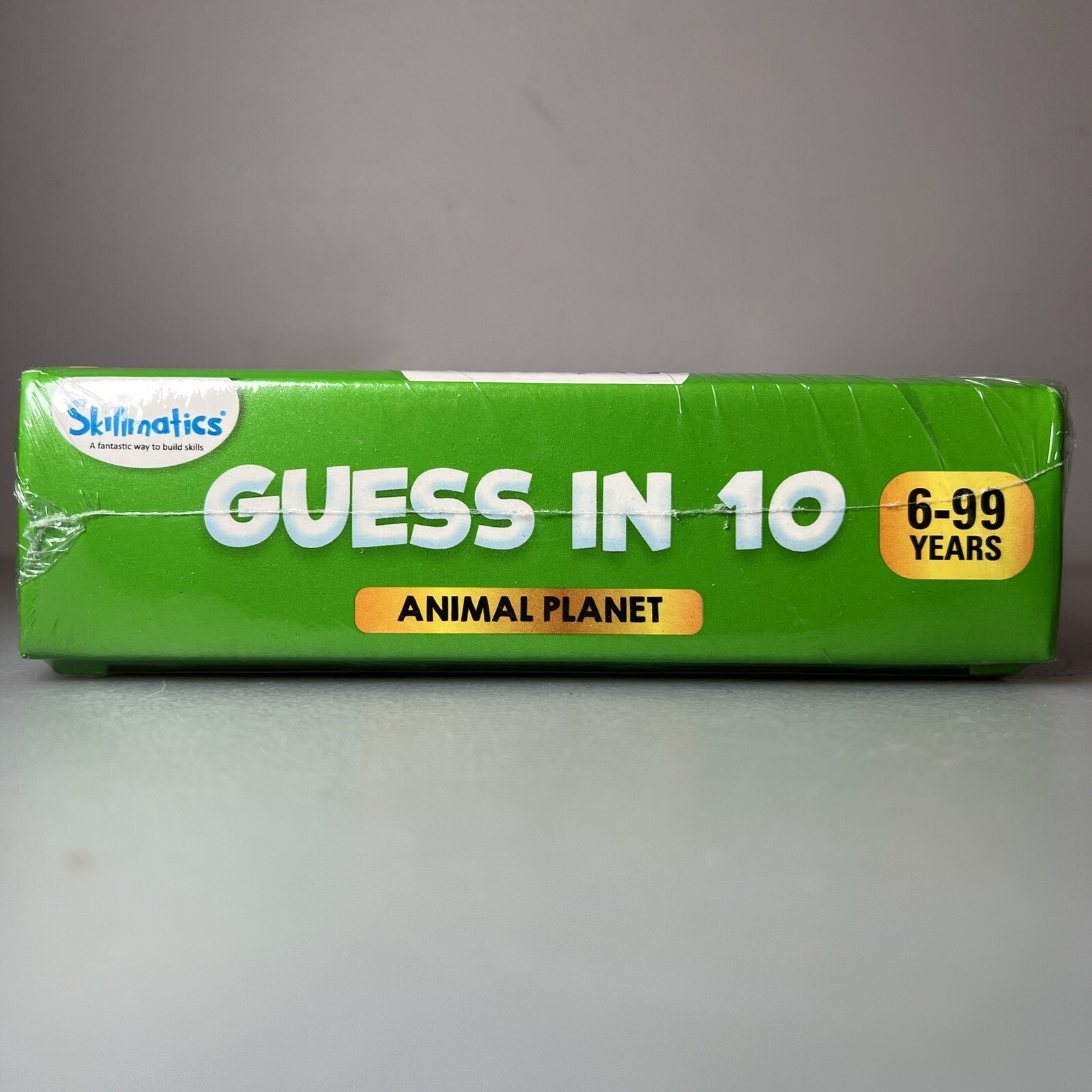 (NIB Sealed) Skillmatics Guess in 10 Animal Planet Card Game