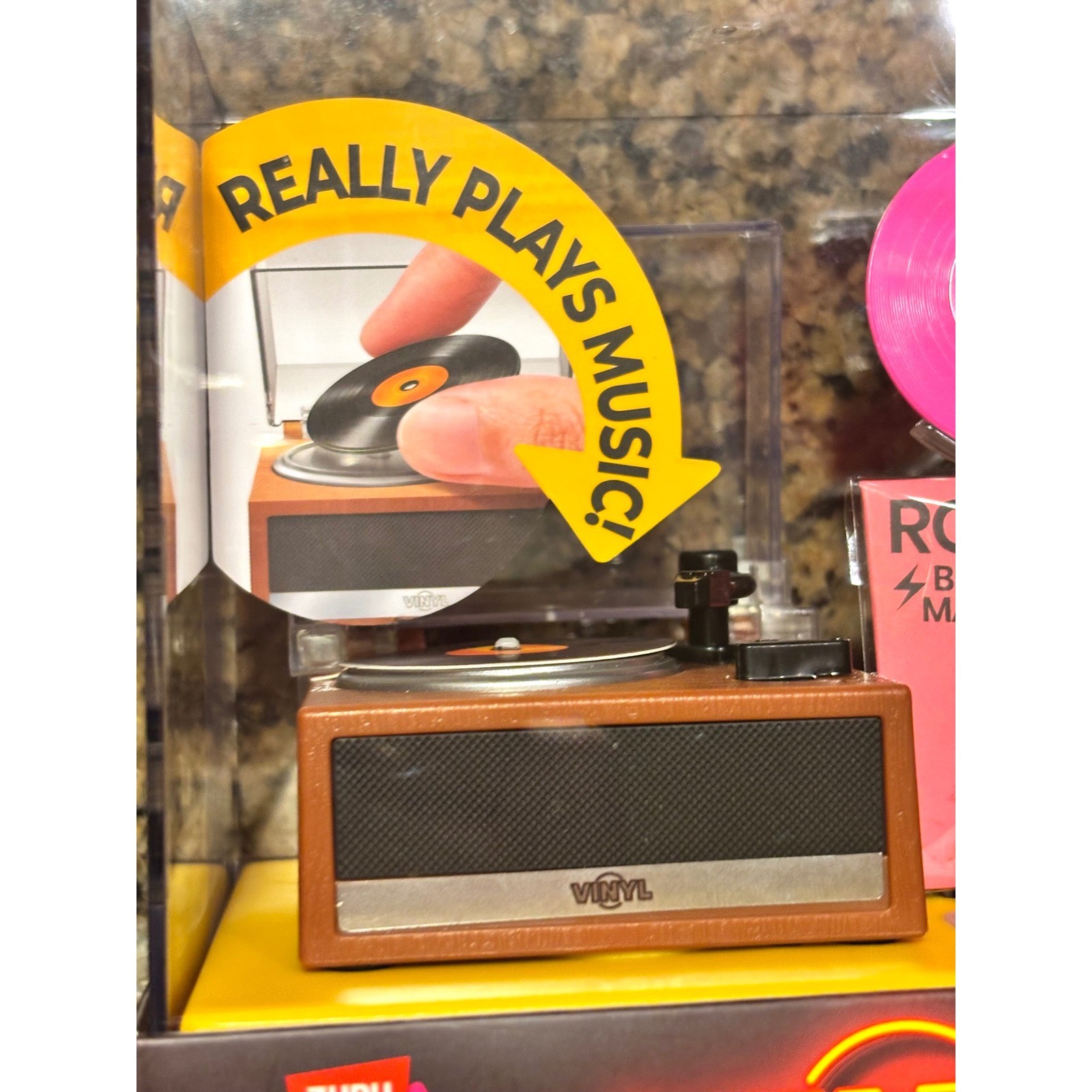 Zuru Mini Brands Really Works Vinyl Record Player + One Capsule Set Toy