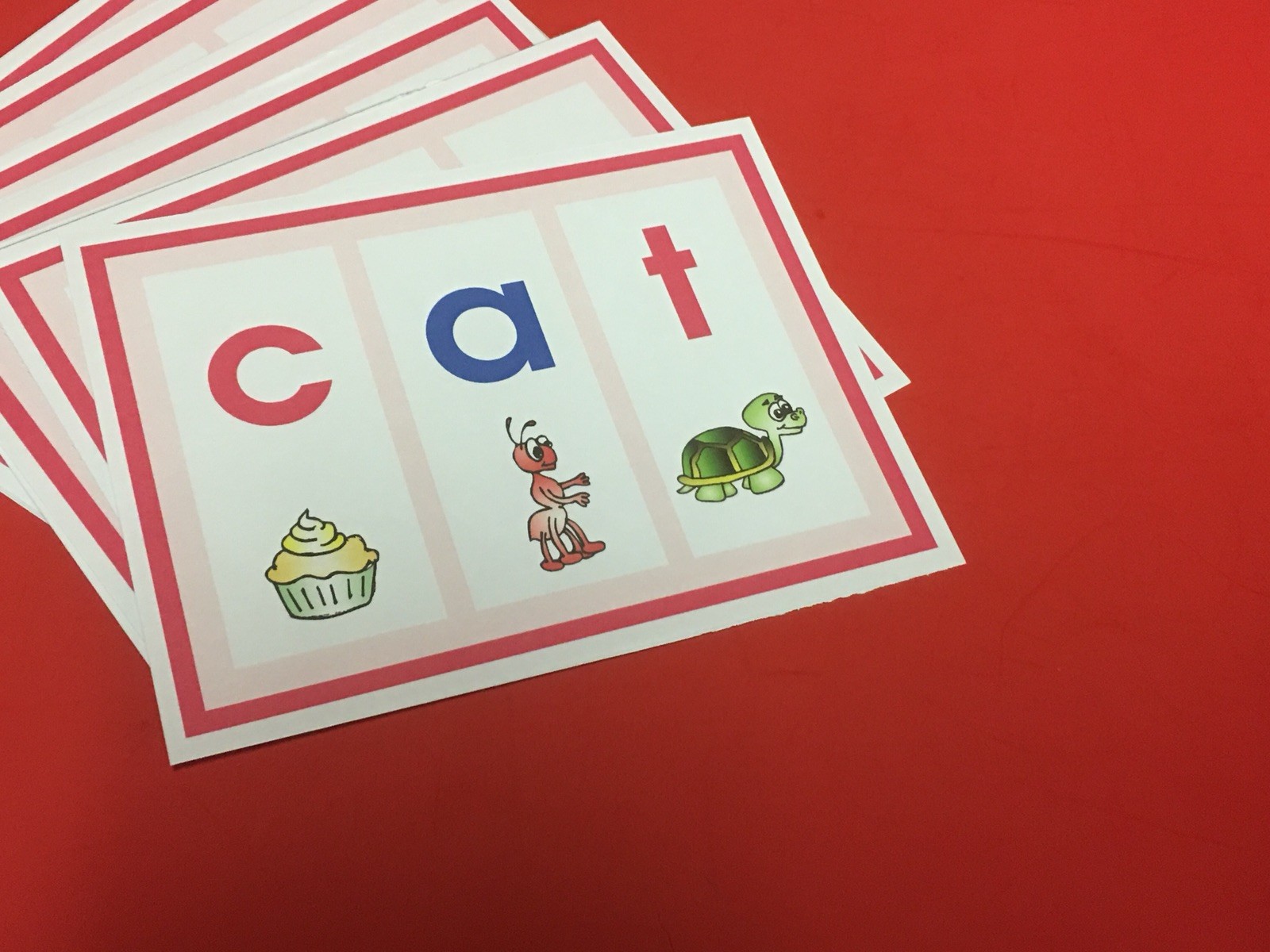 Pink Series Montessori – CVC LETTER & SOUNDS FLASHCARDS – 40 Laminated Cards