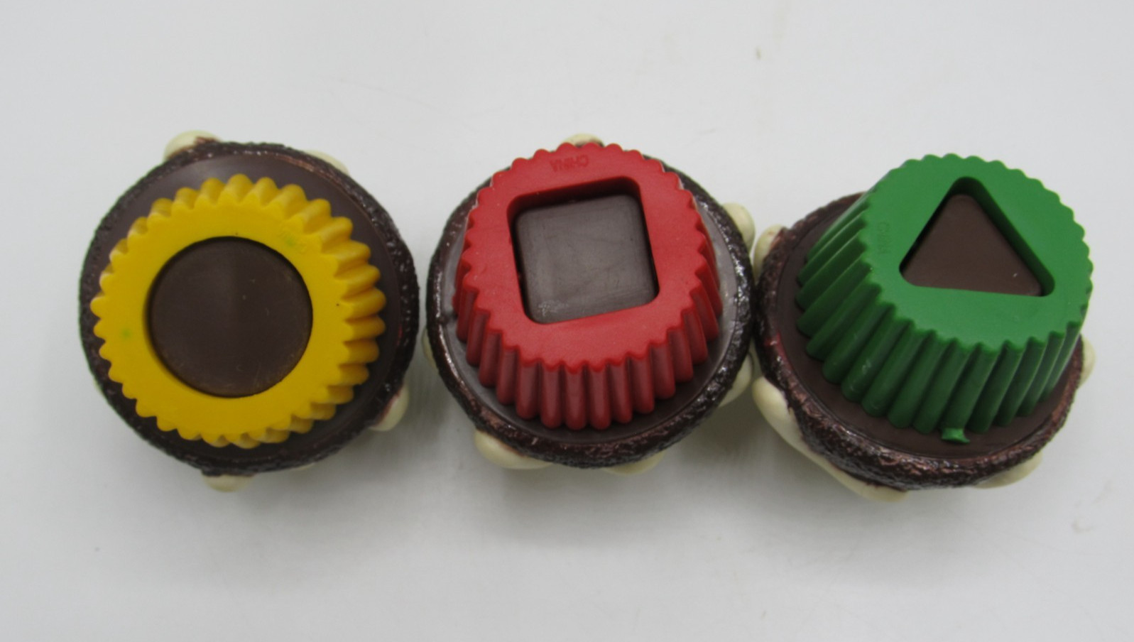 Discontinued Melissa & Doug Learning Resources Shape Sorting Cupcakes with Pan