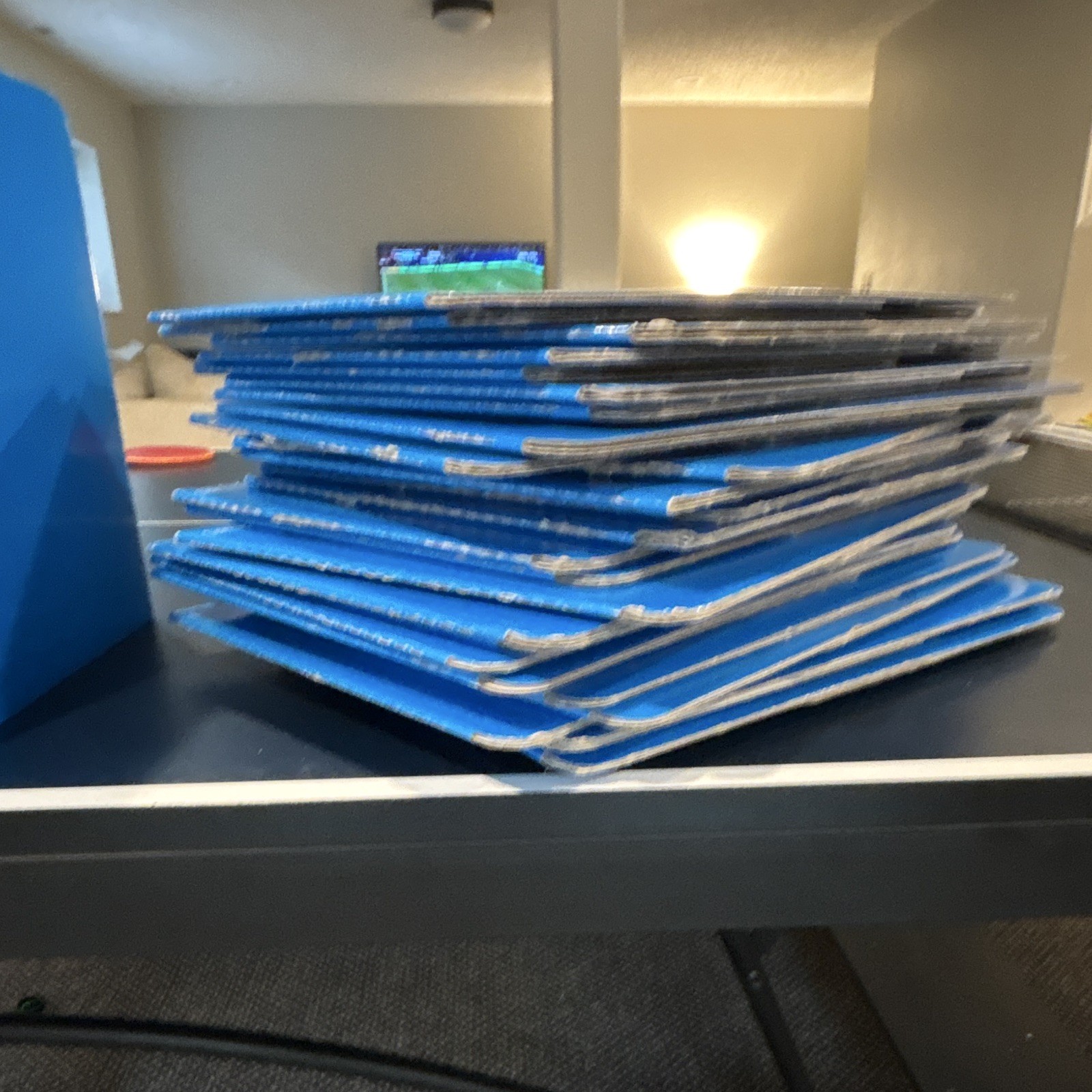 30 Pcs Desk Dividers for Students ClassroomPrivacy Folders Blue – Lakeshore
