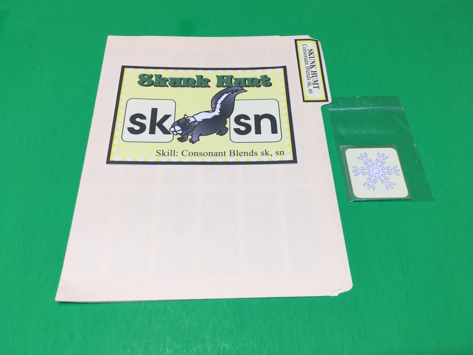 Skunk Hunt- Phonics Sn / Sk – DIY File Folder game – Printed / Uncut