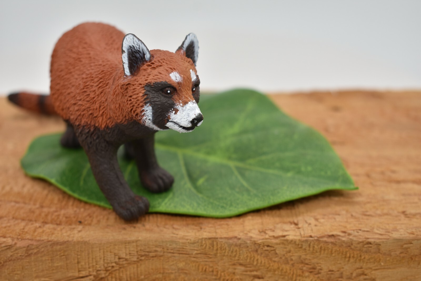 Panda Red Realistic Toy Model Plastic Replica Animal, Kids Gift 6″ F4414