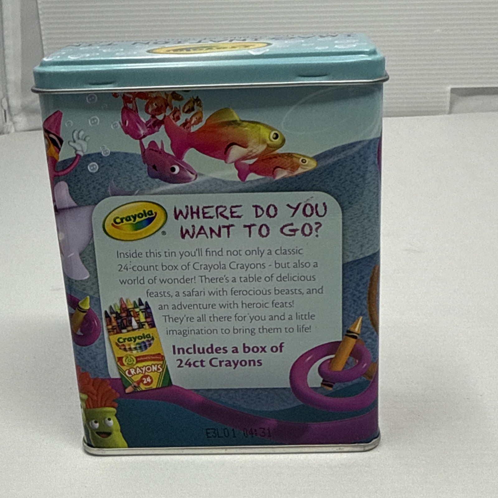 Crayola Imagination Tins Underwater, 24 Crayons in Tin, New