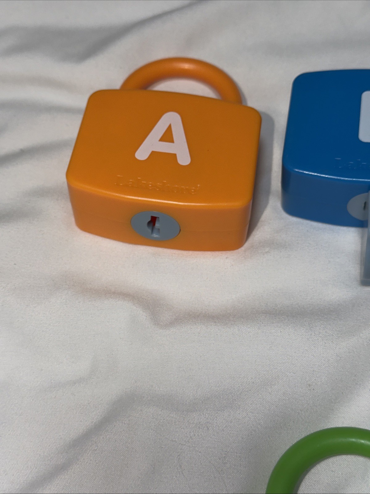 LAKESHORE ALPHABET LEARNING LOCKS WITH KEYS-Upper + Lowercase match *See Details