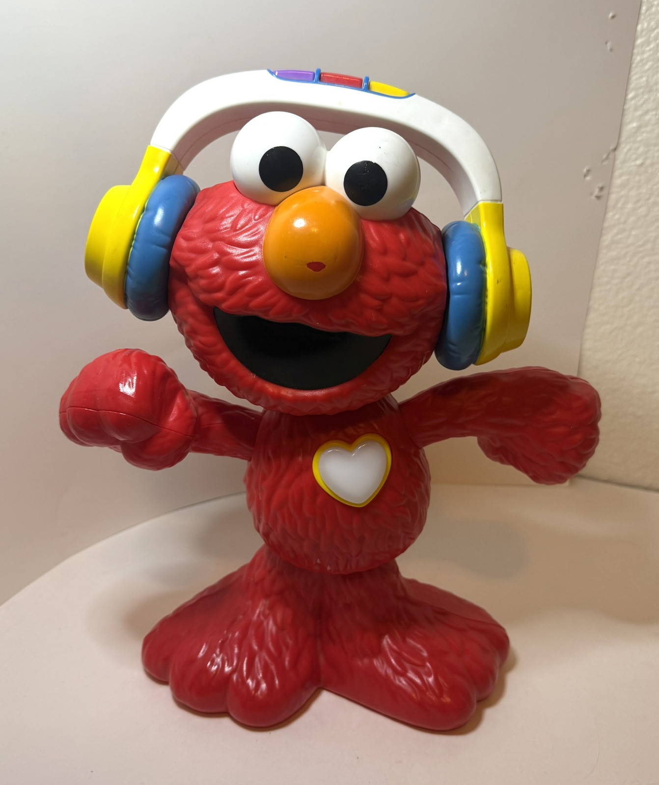 2017 Hasbro Sesame Street Workshop Elmo’s World Play 12” Toy Pre Owned