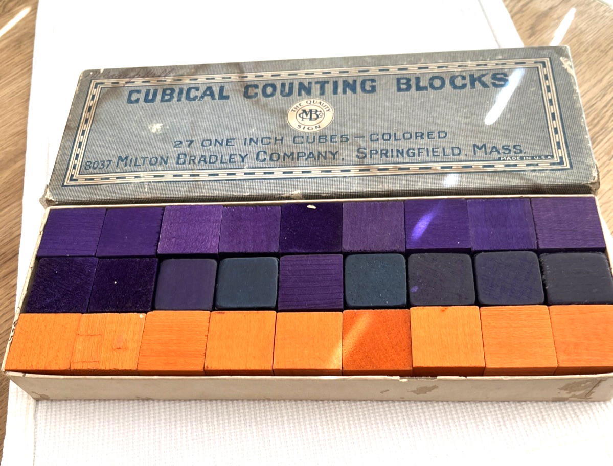 Milton Bradley Cubical Wood Counting Blocks 8037 Springfield, Mass. 27 Cubes