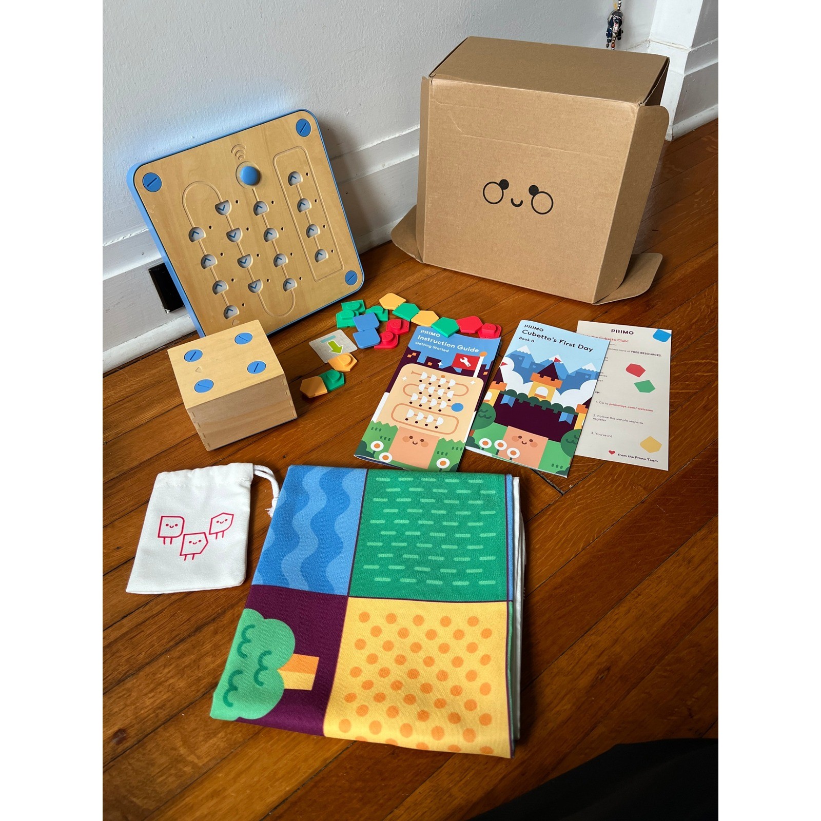 Primo Toys Cubetto Playset Wooden Screenless Coding Robot STEM Montessori Toy