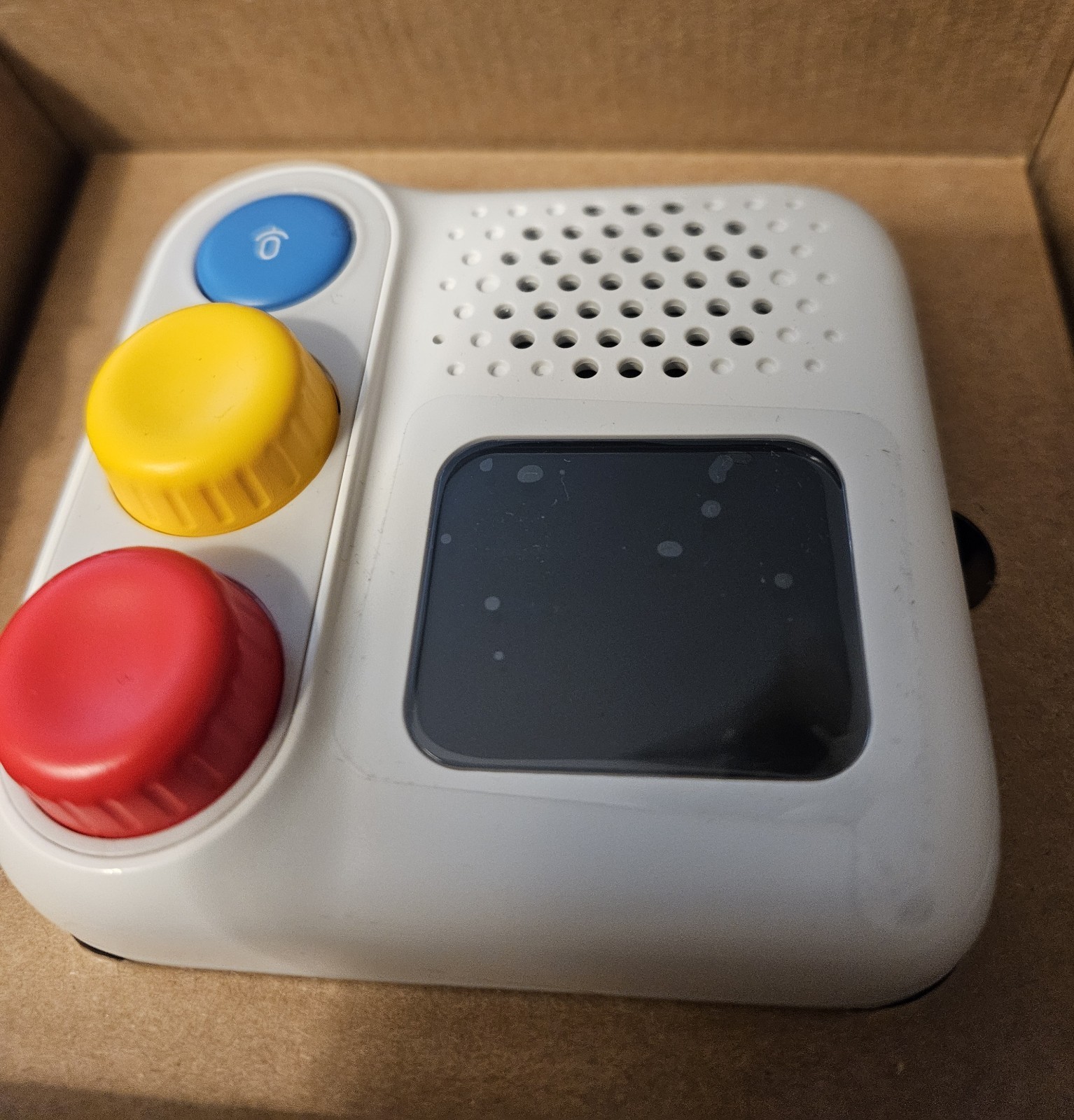 Chechirp Box AI-Powered Audio Player For Kids Aged 4-12+ Voice-Led Game Console