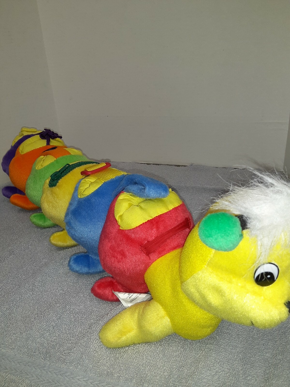 21″ Discovery Toys Caterpillar Dress-A-Pillar Plush Learning Toy 2012