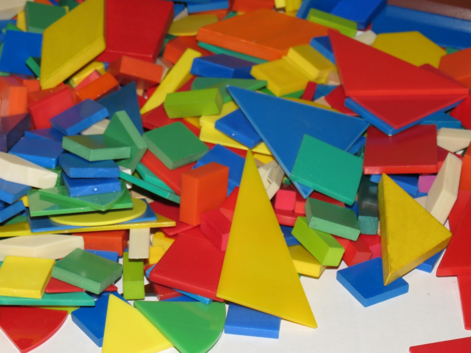 Huge Lot Wood / Plastic Geometric Pattern Blocks, 10 lbs, Educational/Math