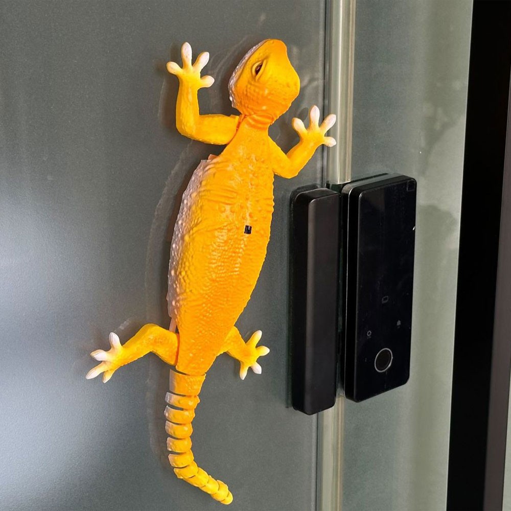 Wallcrawler Gecko Rechargeable Remote Control Robot Wall Crawler 2025 Xmas AE