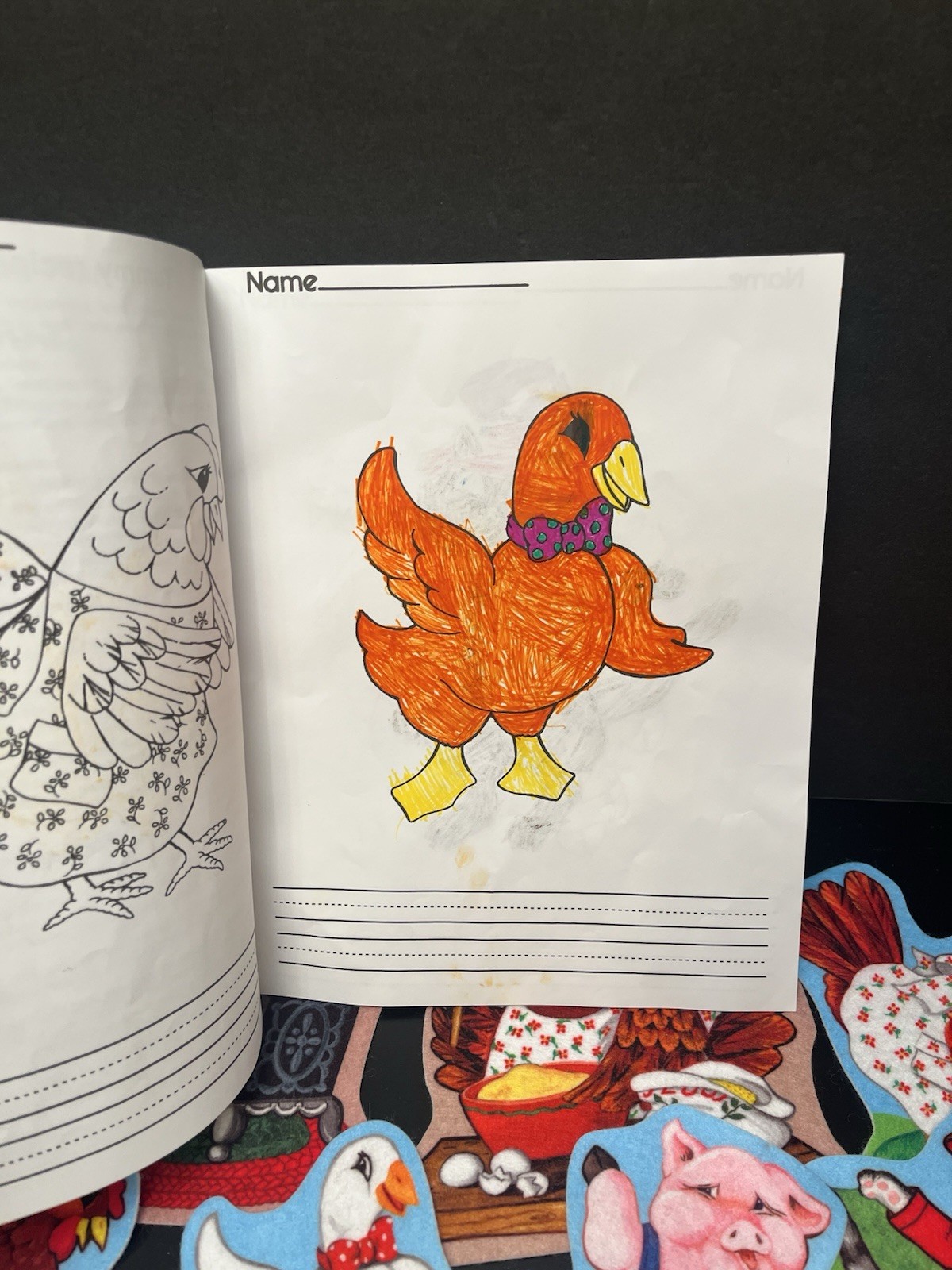 Little Folk Visuals Little Red Hen Story Precut Flannel/Felt Board Pictures