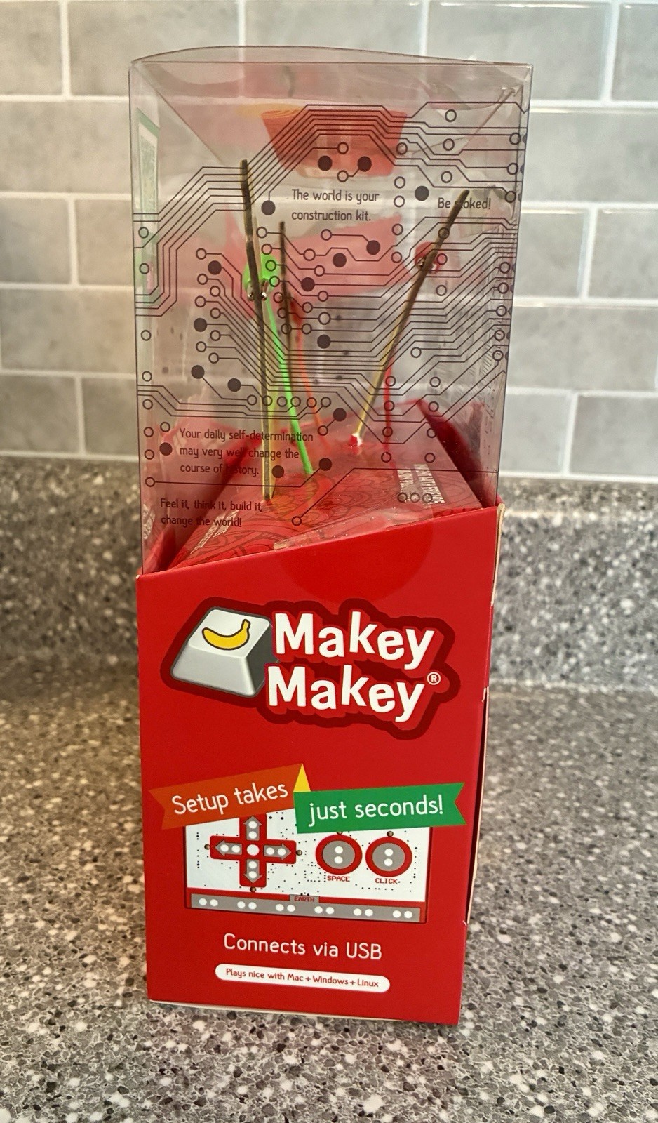 NEW 2016 JOYLABZ Makey Makey Invention Kit For Everyone 1000s Of Possibilities