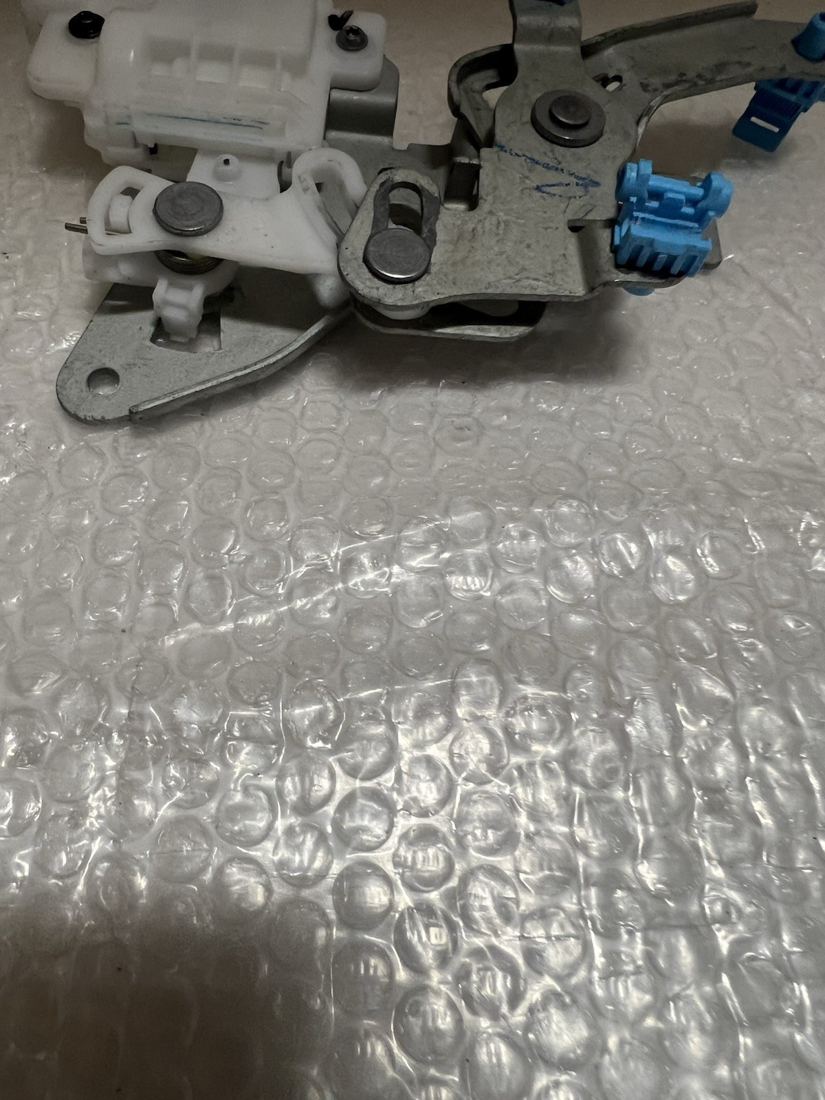 2023-2026 Ford F-150 OEM Rear Gate Powered Tailgate Lock Actuator