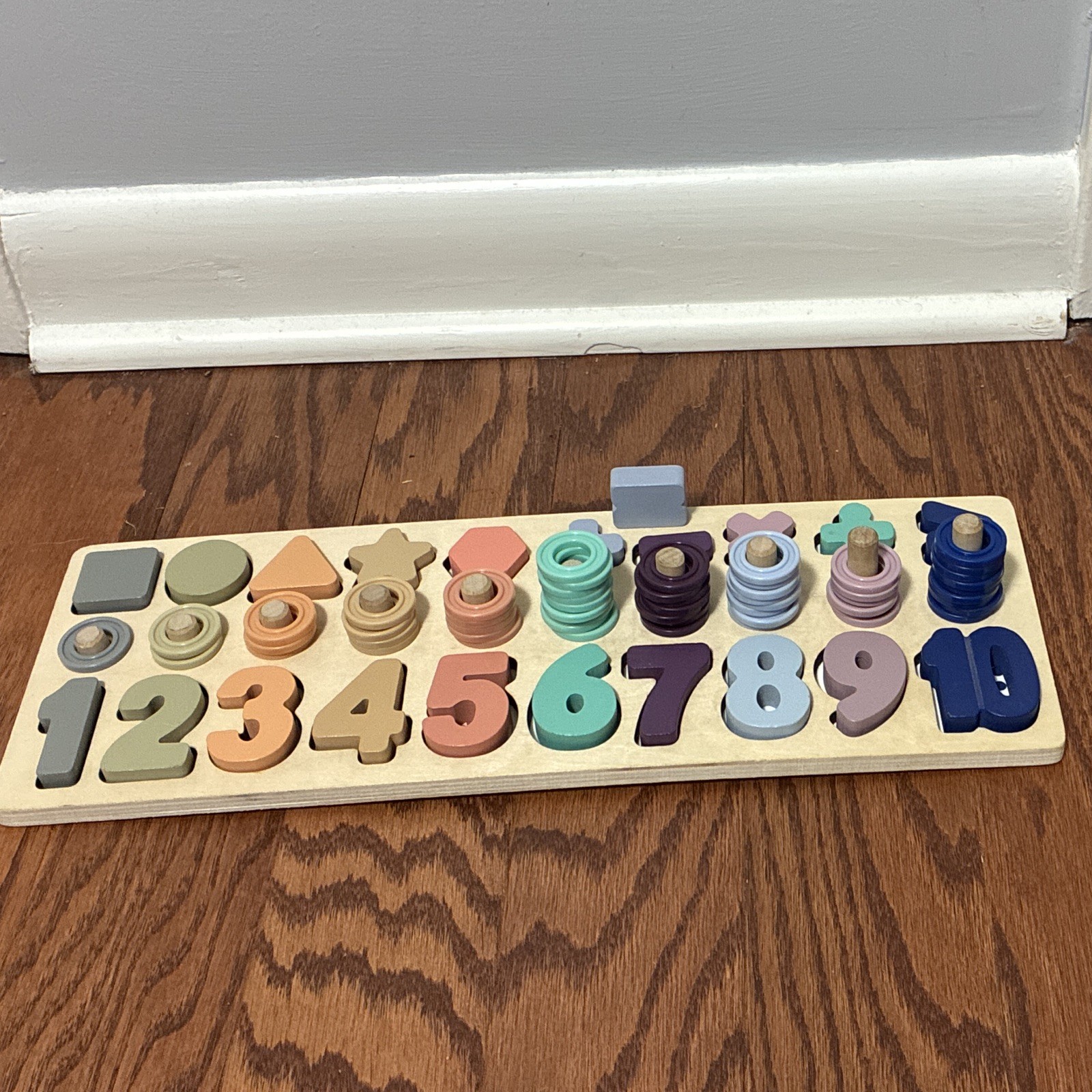 Wooden Montessori Counting Board 1-10 Numbers Shapes Stacking Rings Math Toy