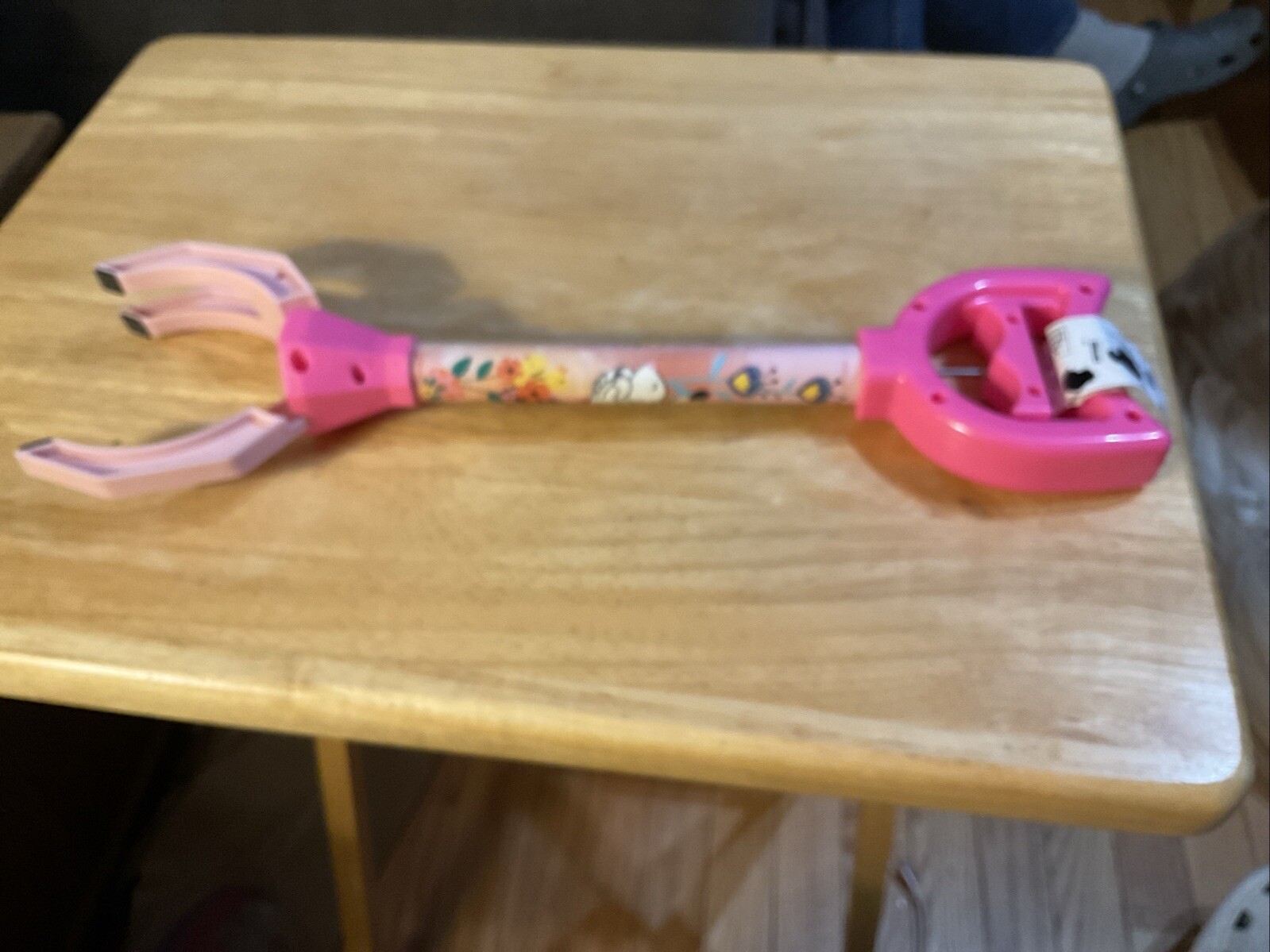 Kids Claw Hand Grabber Toys Grabbing Stick For Kids Disney Minnie Mouse Squeezer