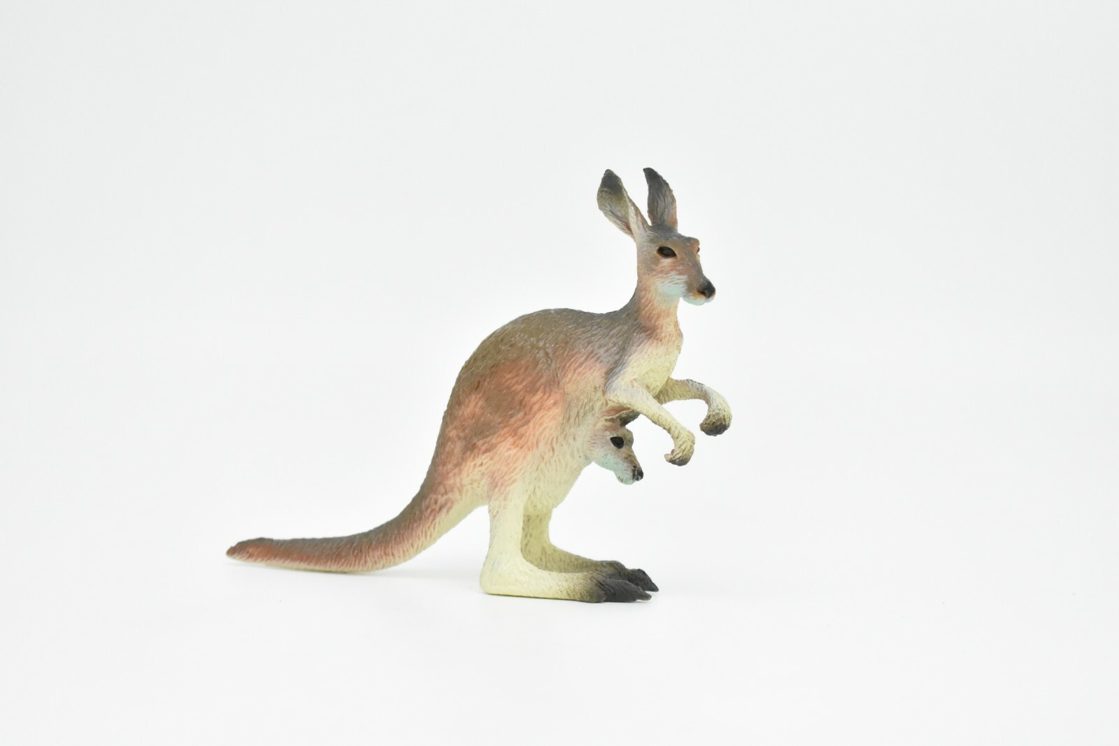 Kangaroo with Joey, Museum Quality Plastic Toy Hand Painted 4 1/2 ” CWG170 BB4