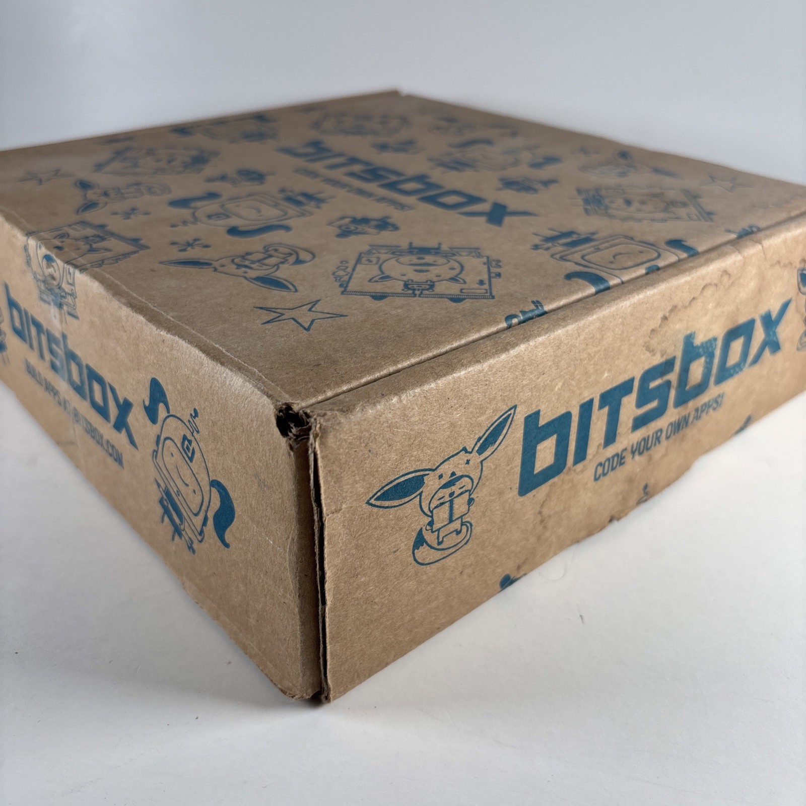 Bitsbox Kids Learn To Code Subscription Box NEW Animal House Edition Volume 1