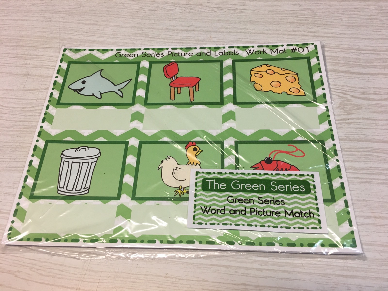 The Green Series – Pictures And Word Label Work mats – Montessori
