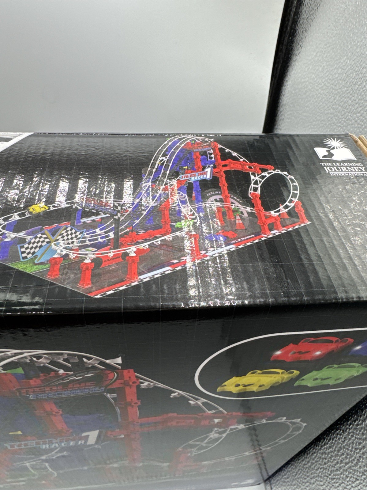 New – The Learning Journey Techno Trax – Redline Raceway: 400+ Pcs – Ages 8+