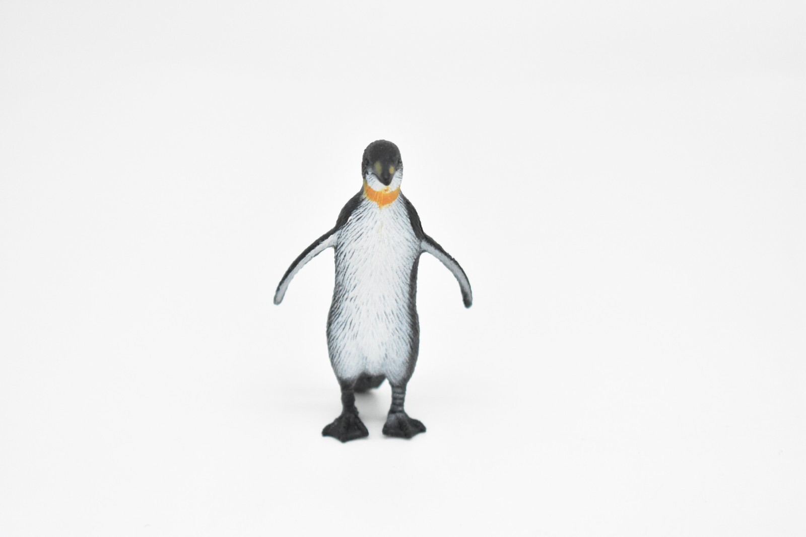 Penguin, Emperor Toy, Very Nice Plastic Reproduction Model 2″ F219 B36