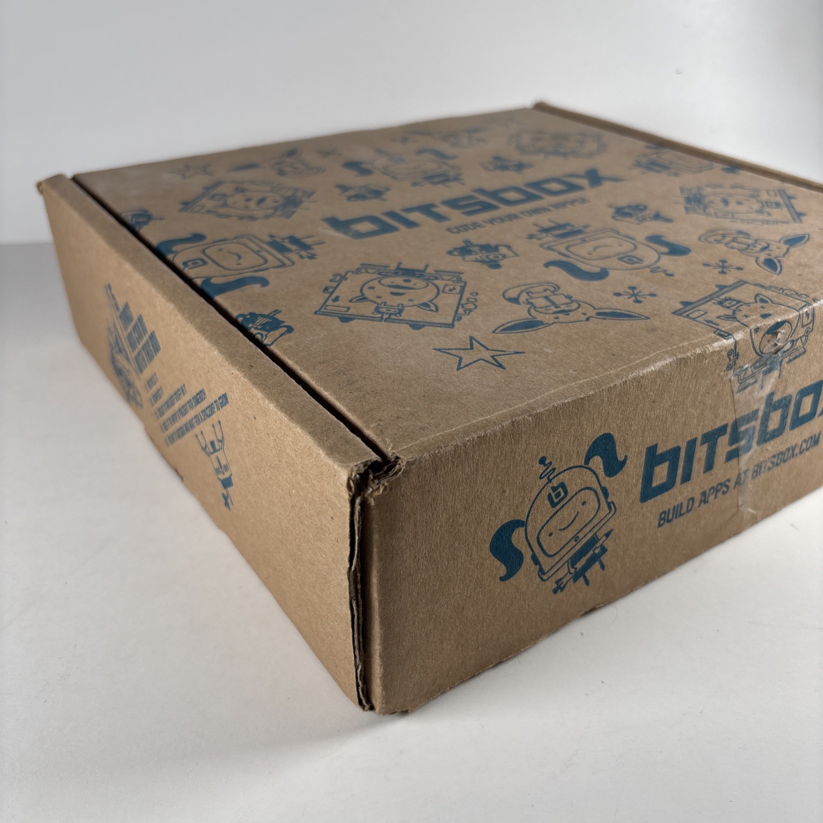 Bitsbox Kids Learn To Code Subscription Box NEW Animal House Edition Volume 1