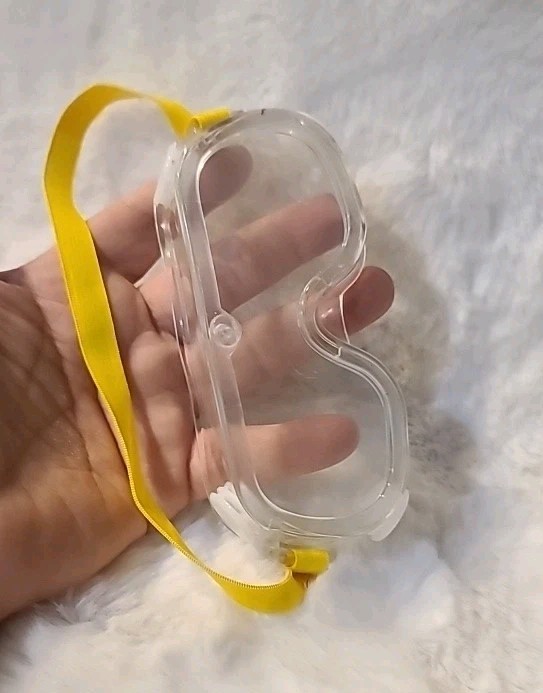 1 Anti-Fog Safety Goggles Science Toy Kids Birthday Gift Protected Fun.