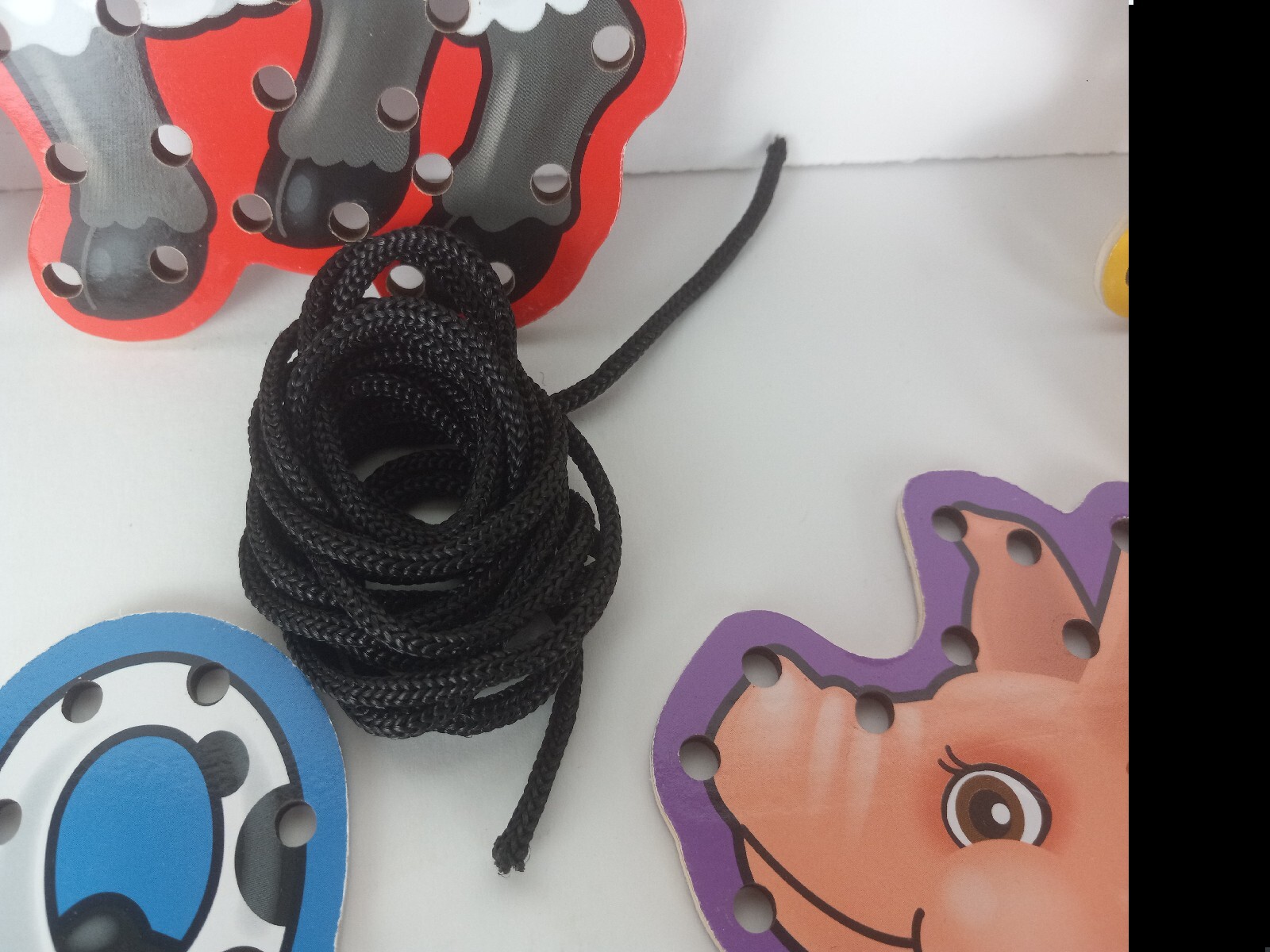 5 piece Farm Animal Lacing Board Education Manipulatives with colorful laces