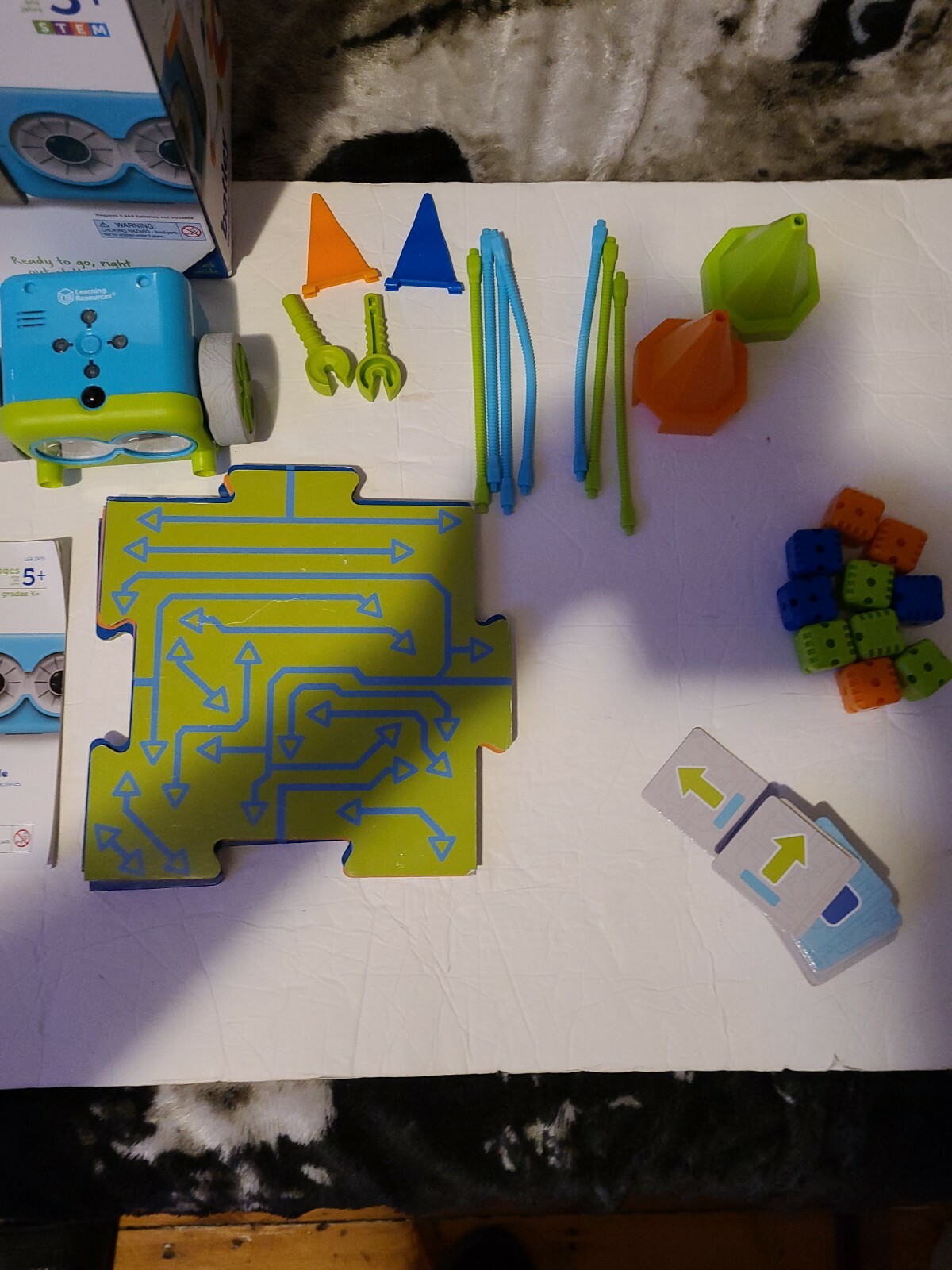 Learning Resources LER2935 Botley The Coding Robot Activity Set read Discription