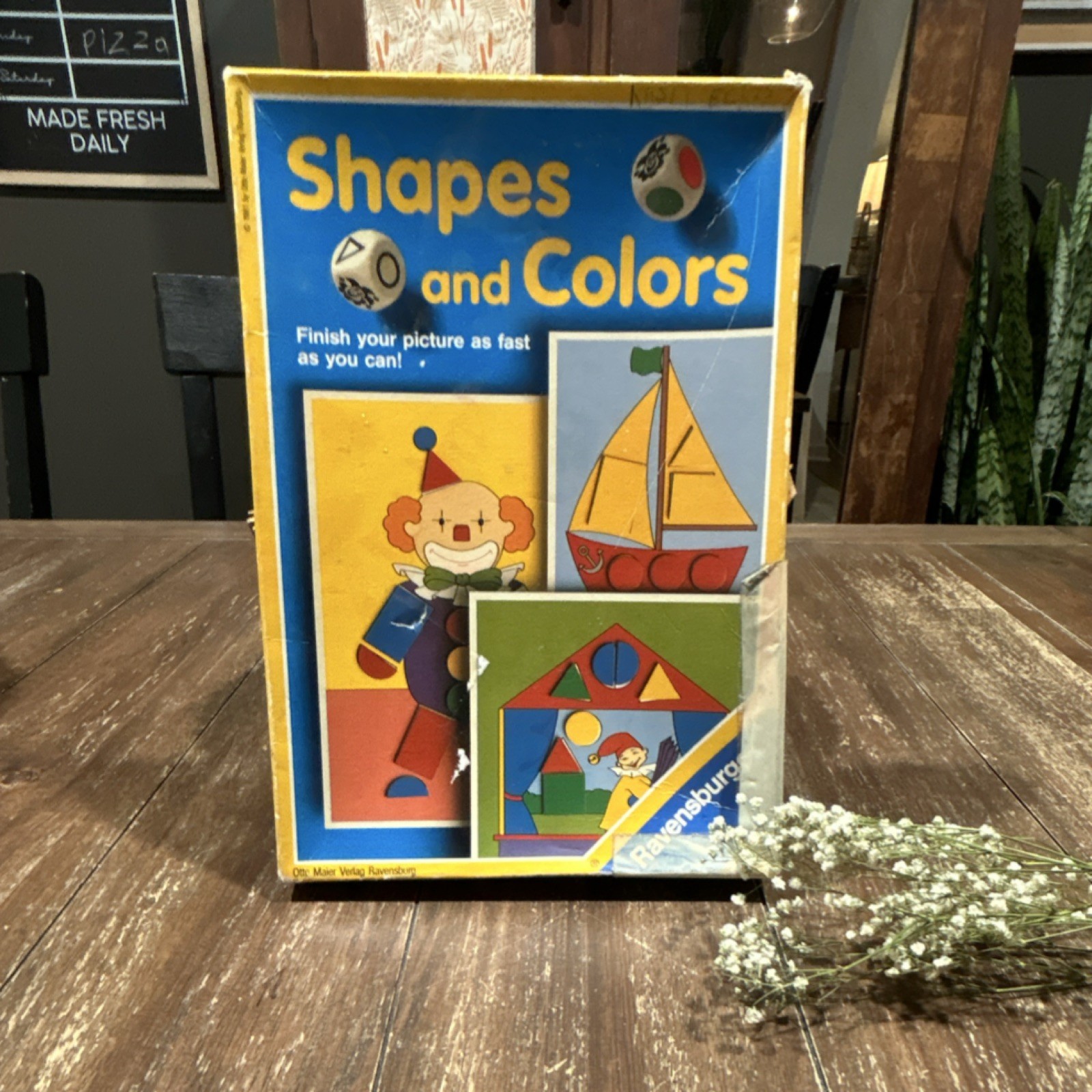 VINTAGE 1991 Ravensburger Shapes and Colors Educational